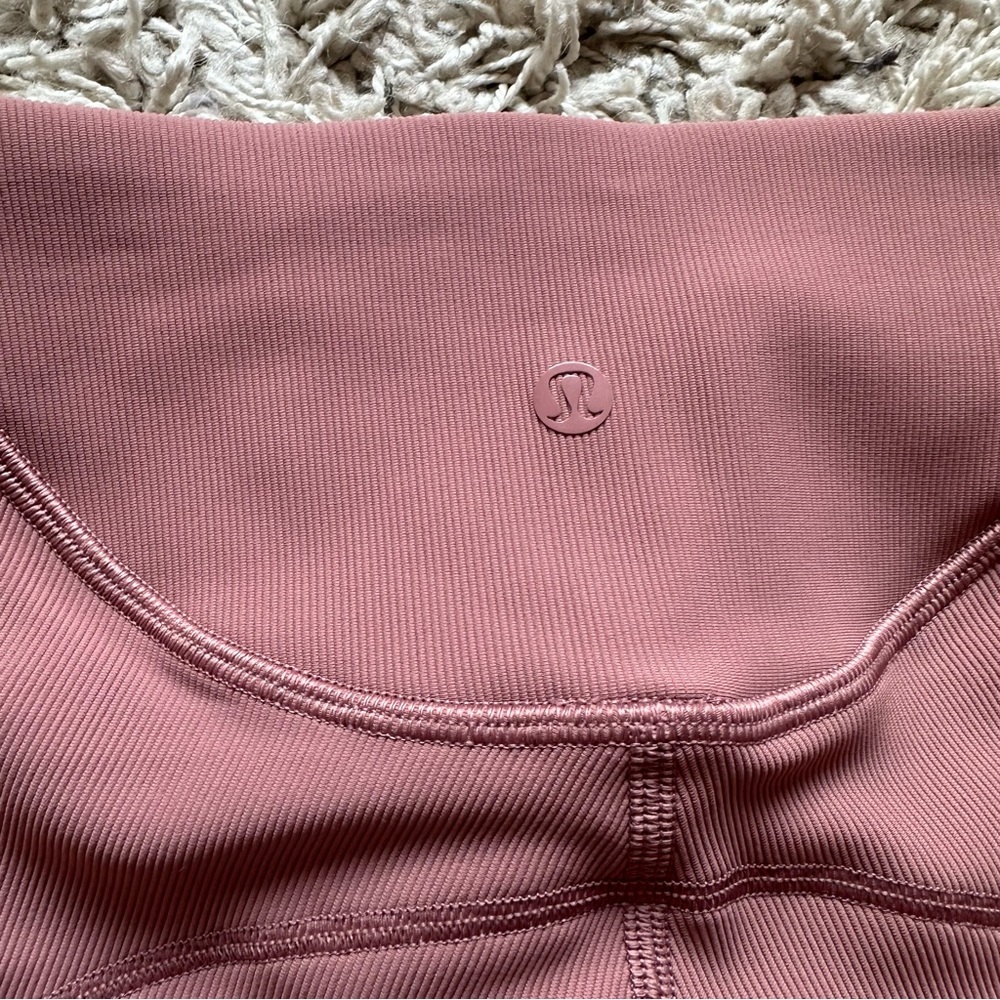 Lululemon Ribbed Contoured High Rise Shorts - Picture 7 of 9